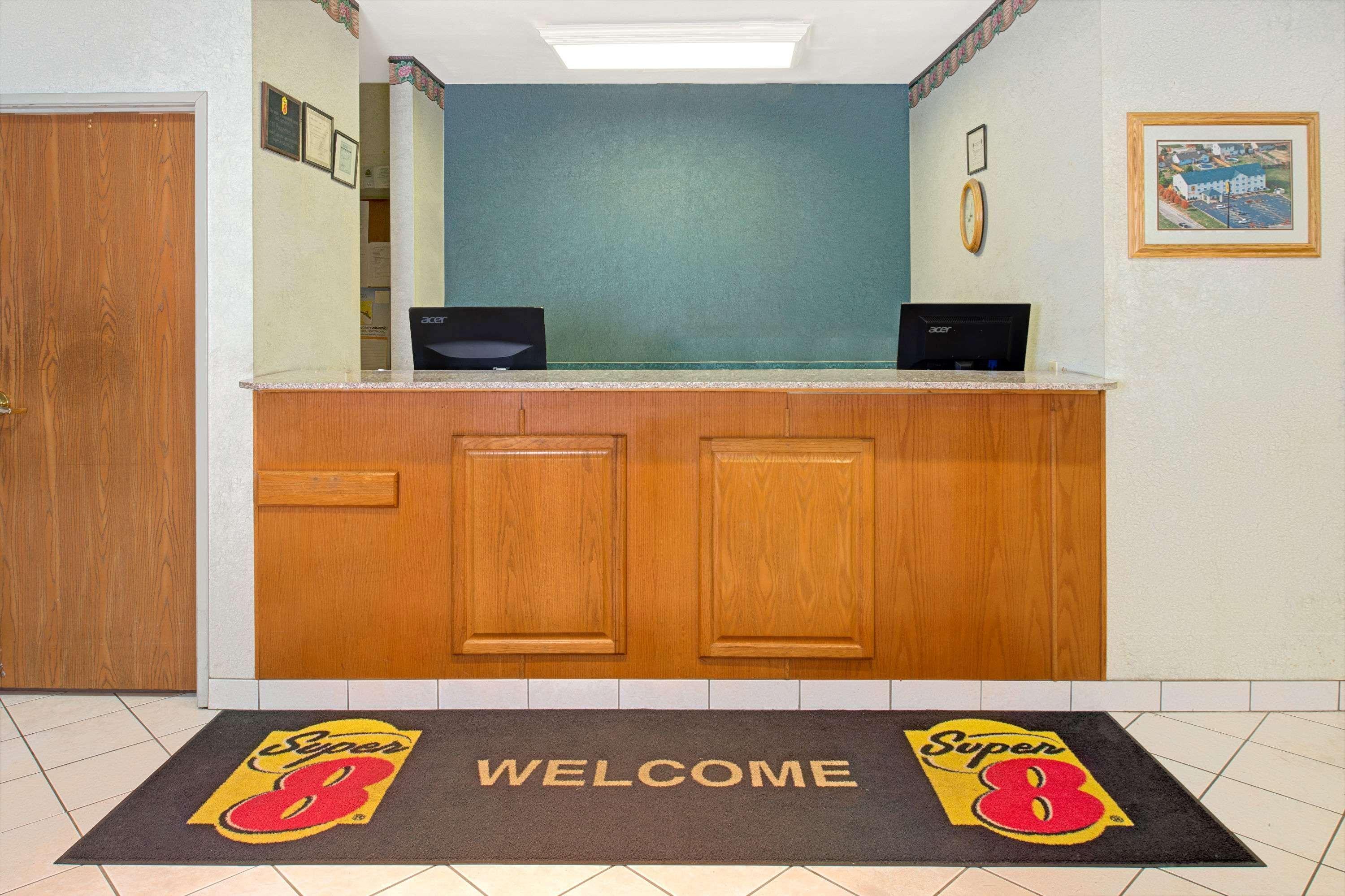 Super 8 By Wyndham Pontoon Beach Il/St. Louis Mo Area Exterior photo